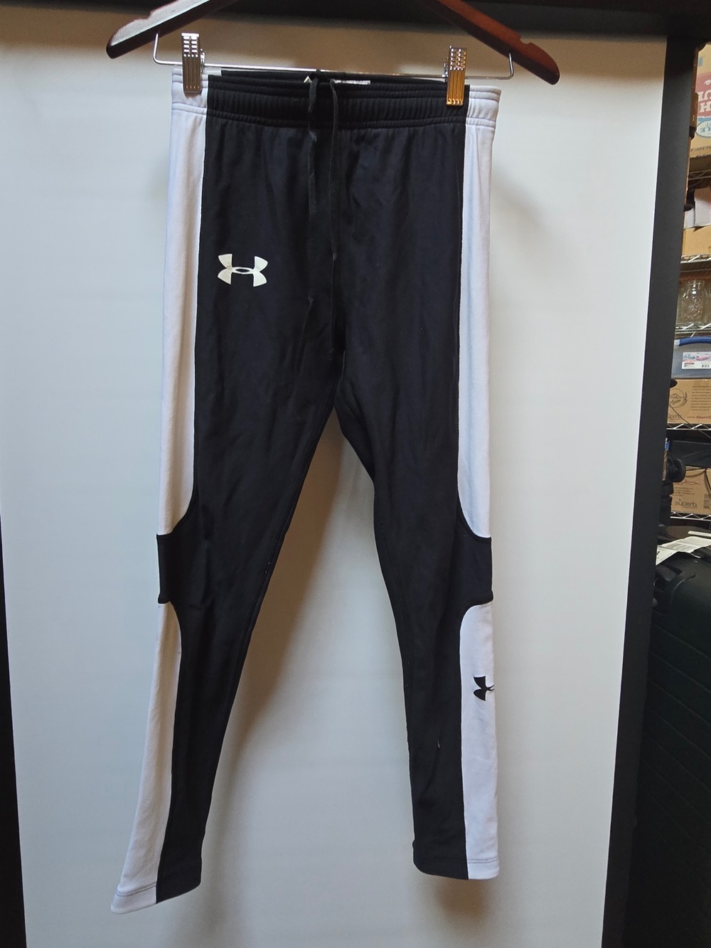 Under Armour ColdGear Black and White Leggings - Small